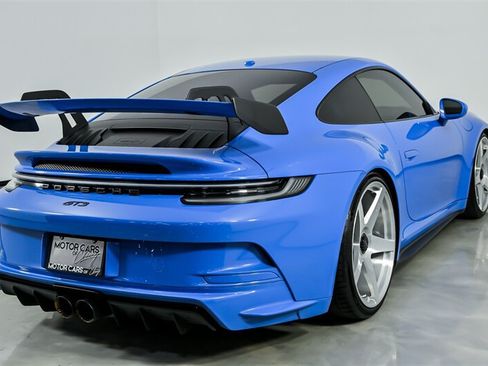 Used 2022 Porsche 911 GT3 RWD image 11