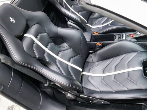 Used 2017 Ferrari 488 Spider RWD image 71