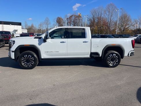 New 2026 GMC Sierra 2500 Denali Ultimate w/ LPO, Black Badging Package image 2