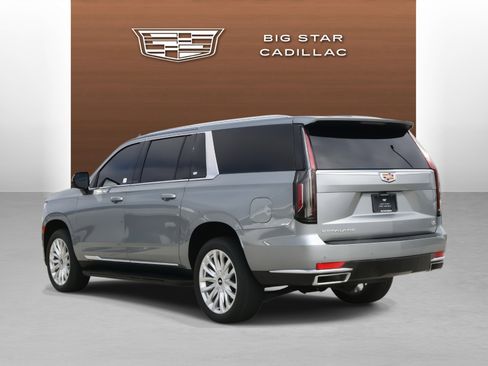 Certified 2024 Cadillac Escalade ESV Luxury image 3