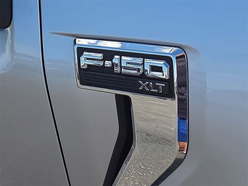 Used 2024 Ford F150 XLT w/ Mobile Office Package image 12