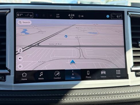 New 2026 Chrysler Pacifica Limited image 19