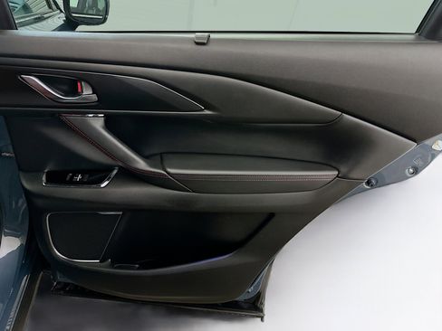 Used 2023 MAZDA CX-9 Carbon Edition image 34