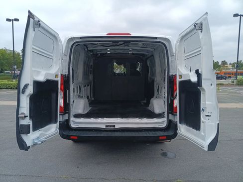 Used 2020 Ford Transit 150 Low Roof RWD image 10