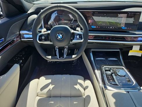 New 2025 BMW 760i xDrive AWD/4WD image 14