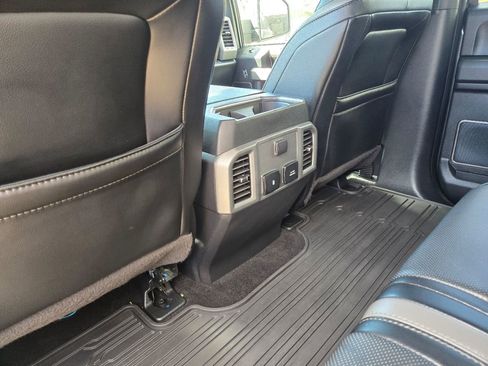 Used 2018 Ford F150 Raptor w/ Equipment Group 802A Luxury image 20