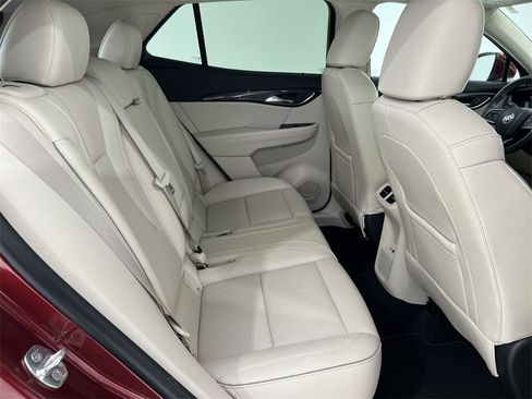 Used 2021 Buick Envision Essence image 25