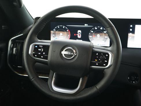 Certified 2025 Nissan Armada SL w/ Captain's Chari Seat Package AWD/4WD image 19