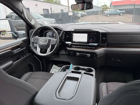 Used 2024 GMC Sierra 2500 SLE w/ SLE Value Package AWD/4WD image 20