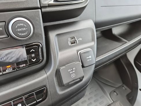 New 2026 RAM ProMaster 2500 w/ Convenience Group image 26