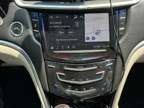 Used 2019 Cadillac XTS Luxury FWD image 7