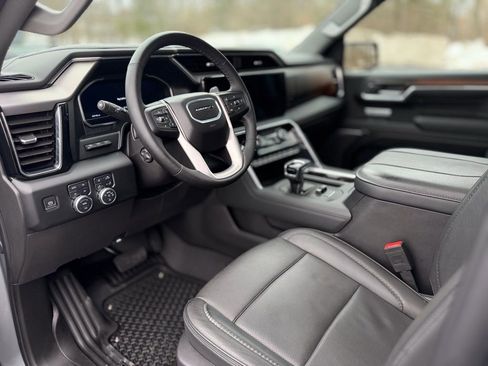 Used 2024 GMC Sierra 1500 Denali w/ Denali Reserve Package image 12