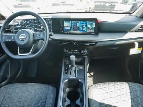 New 2026 Nissan Kicks SV image 13