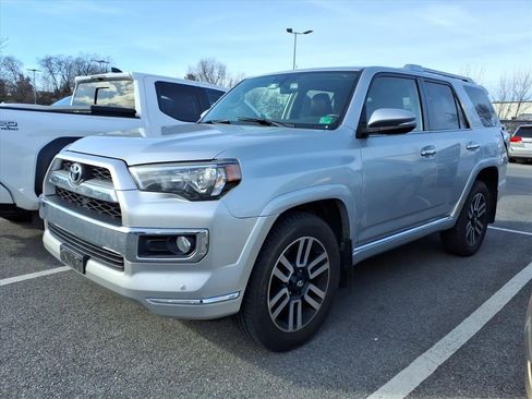 Used 2017 Toyota 4Runner Limited image 2