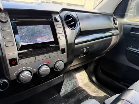 Used 2015 Toyota Tundra SR image 15