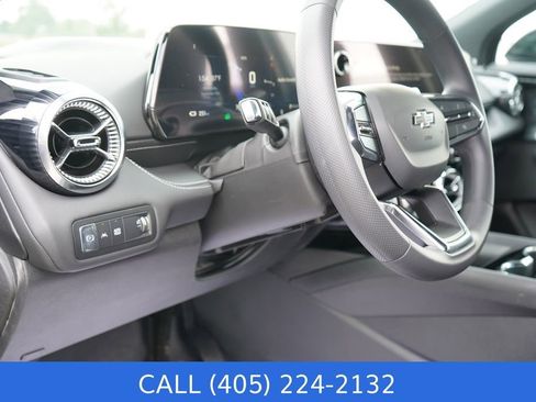 New 2025 Chevrolet Blazer EV LT w/ Midnight/Sport Edition image 15