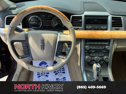 Used 2009 Lincoln MKS FWD image 7