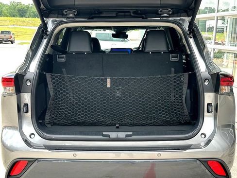 New 2026 Toyota Highlander Limited AWD/4WD image 25