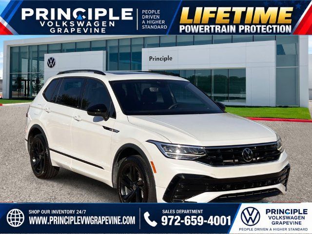 Used 2023 Volkswagen Tiguan SE R-Line FWD image 2