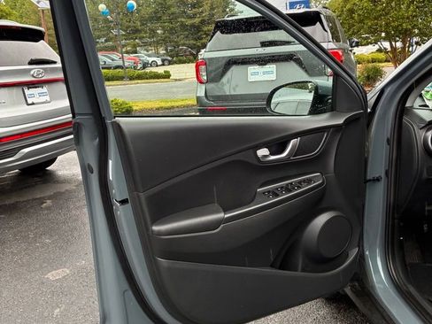 Used 2022 Hyundai Kona SEL w/ Convenience Package AWD/4WD image 45