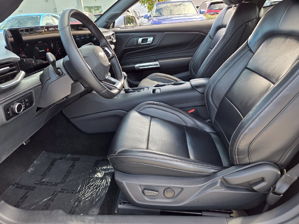 Used 2024 Ford Mustang Premium RWD image 9