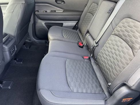 New 2026 Nissan Pathfinder SV image 22