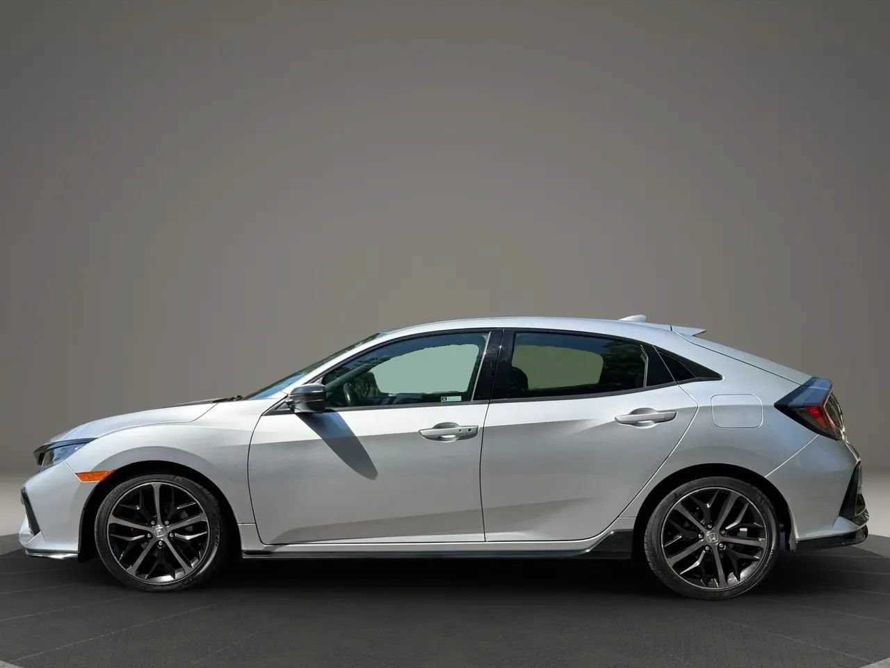 Used 2020 Honda Civic Sport image 7