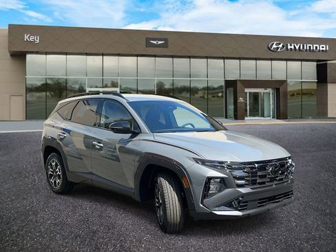 New 2025 Hyundai Tucson XRT image 2