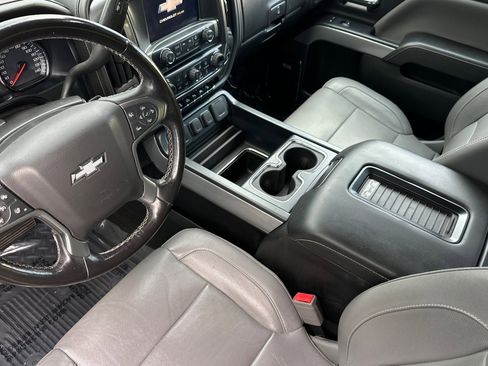 Used 2018 Chevrolet Silverado 1500 LTZ Z71 w/ Centennial Edition image 10