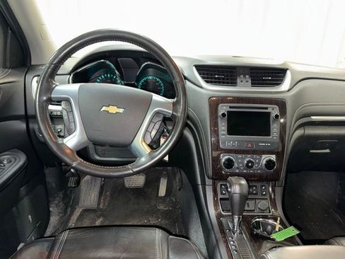 Used 2015 Chevrolet Traverse LT FWD image 16