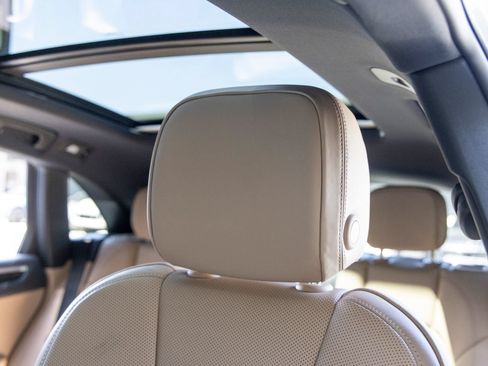 Certified 2026 Porsche Macan AWD/4WD image 33