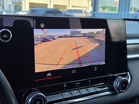 Used 2024 GMC Canyon Elevation RWD image 20