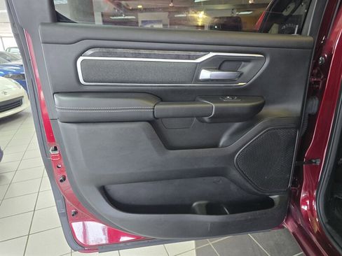 Used 2019 RAM 1500 Big Horn image 11