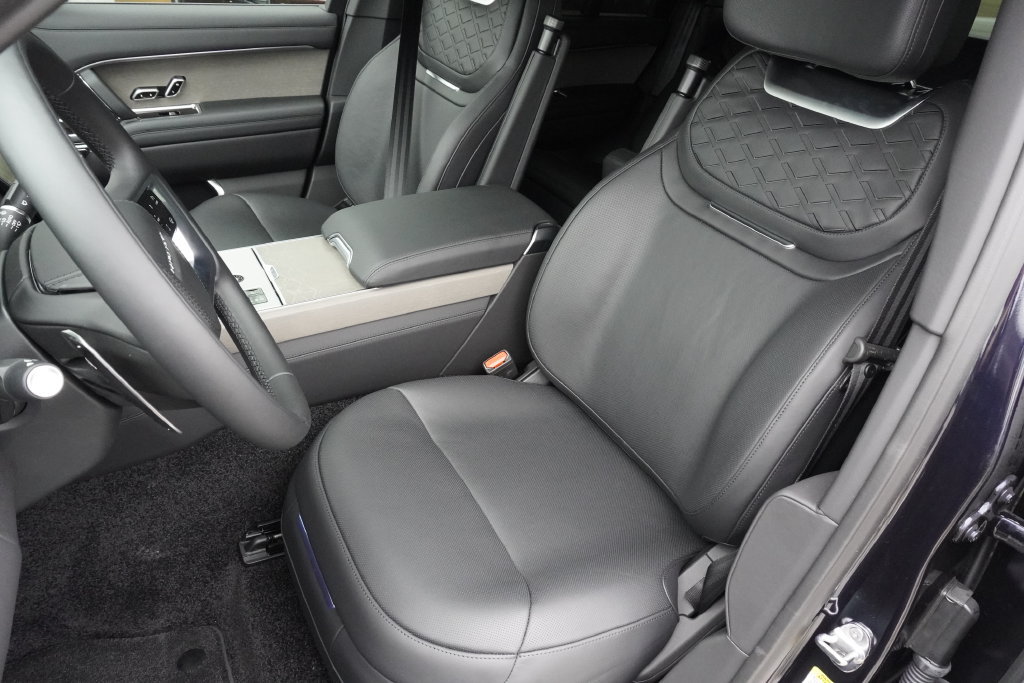 New 2026 Land Rover Range Rover SV AWD/4WD image 20