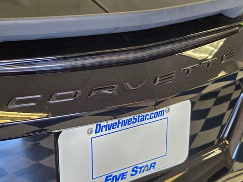 Used 2023 Chevrolet Corvette Stingray Premium Conv w/ Z51 Performance Package RWD image 5