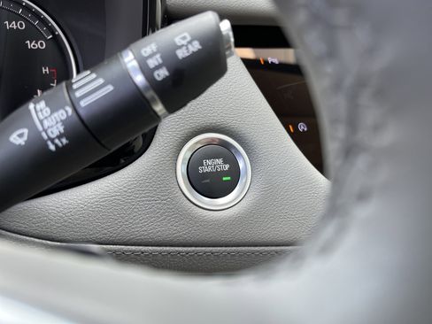 Certified 2025 Cadillac XT5 Premium Luxury image 21