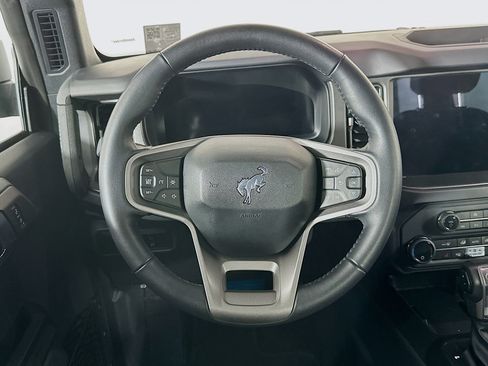 Used 2025 Ford Bronco Big Bend image 18
