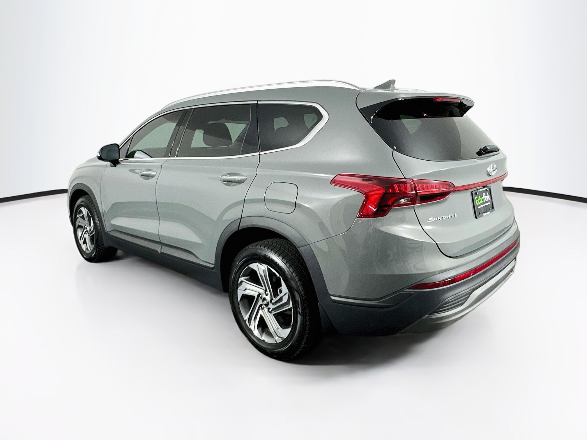 Used 2023 Hyundai Santa Fe SEL w/ Cargo Package FWD image 9