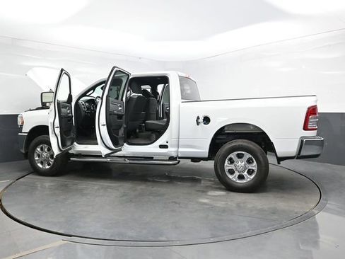 Used 2023 RAM 2500 Big Horn w/ Level 1 Equipment Group image 46