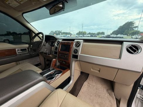 Used 2010 Ford F150 Lariat RWD image 10