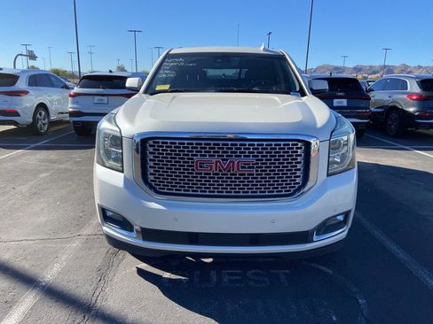 Used 2015 GMC Yukon Denali w/ Premium Package image 2