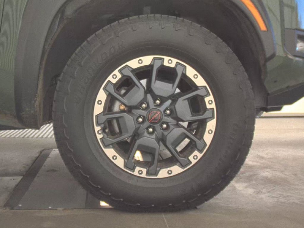 Certified 2026 Nissan Frontier PRO-4X w/ Pro Premium Package AWD/4WD image 15