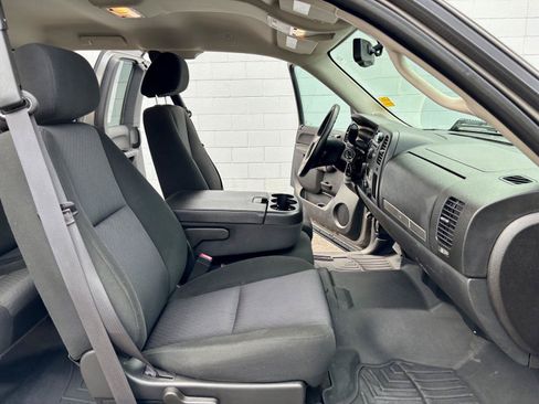 Used 2013 Chevrolet Silverado 1500 LT AWD/4WD image 7