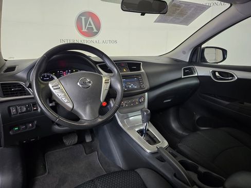 Used 2014 Nissan Sentra SR w/ SR Driver Package FWD image 17