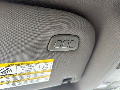 Used 2015 Ford F150 Lariat AWD/4WD image 31