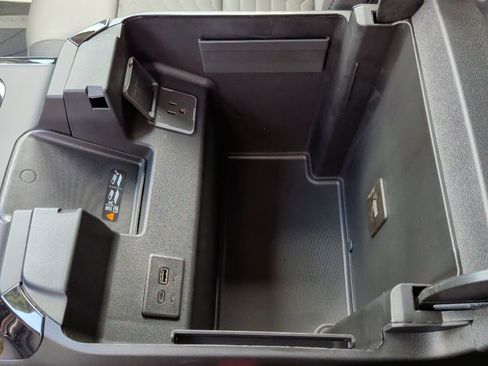 New 2026 Chevrolet Silverado 2500 ZR2 AWD/4WD image 36