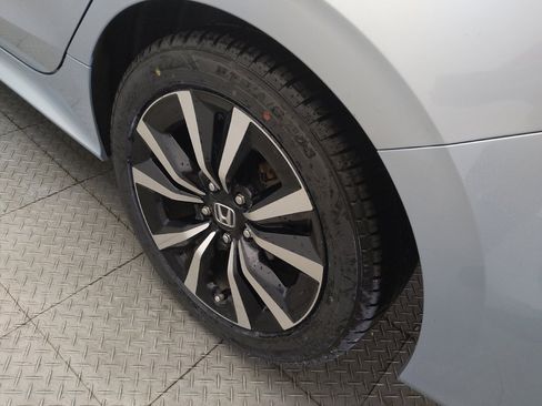 Used 2022 Honda Civic EX image 31