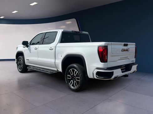 Used 2025 GMC Sierra 1500 AT4 w/ Technology Package image 3