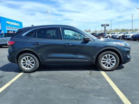 Used 2022 Ford Escape SE w/ Convenience Package image 28