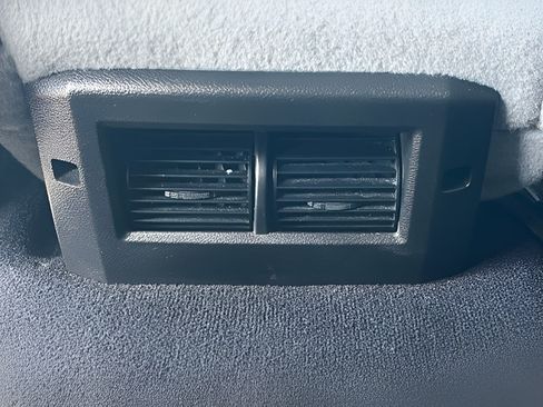 Used 2019 RAM 1500 Big Horn RWD image 30